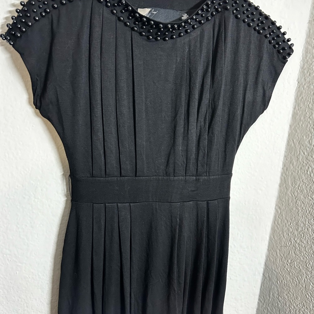 Twelve by twelve Elegant Black Dress with Beaded Accents (without belt ) - Picture 6 of 12